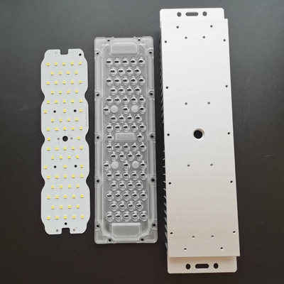 주문 도로 램프 LED 가로등 단위 50W SMD 3030 LED 광학적인 급료 PC 렌즈 물자 온라인 제조