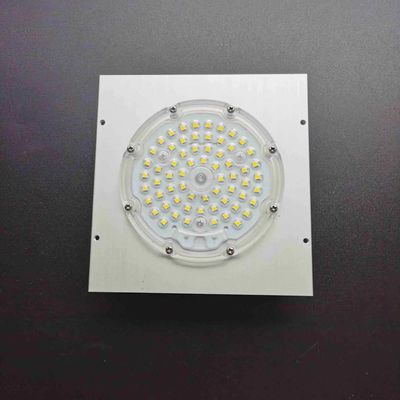 거리 하이베이 및 산업용 조명을 위한 92% 광 투과율의 120° 빔 각도 SMD 3030 LED 조명 렌즈