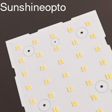 150W SMD 3030 LED PCB 보드 LED 거리 조명 모듈용 91% 전송성 광학 배열 렌즈
