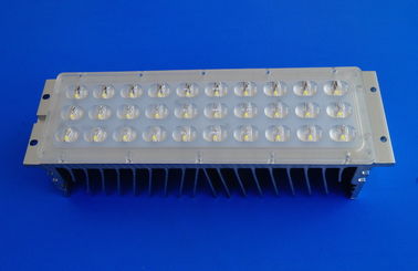 높은 루멘 완전한 3x10 LED 가로등 단위는 가벼운 개장 장비를 지도했습니다