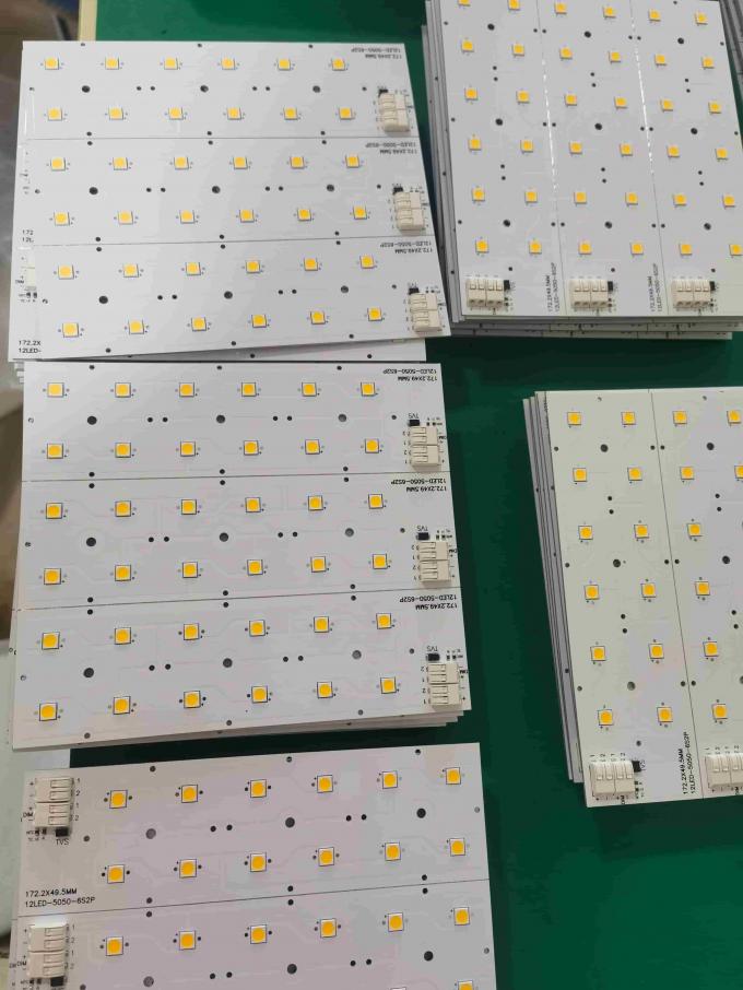 The matching LED light panels we sold to our Portuguese customersï¼ˆ1ï¼‰
